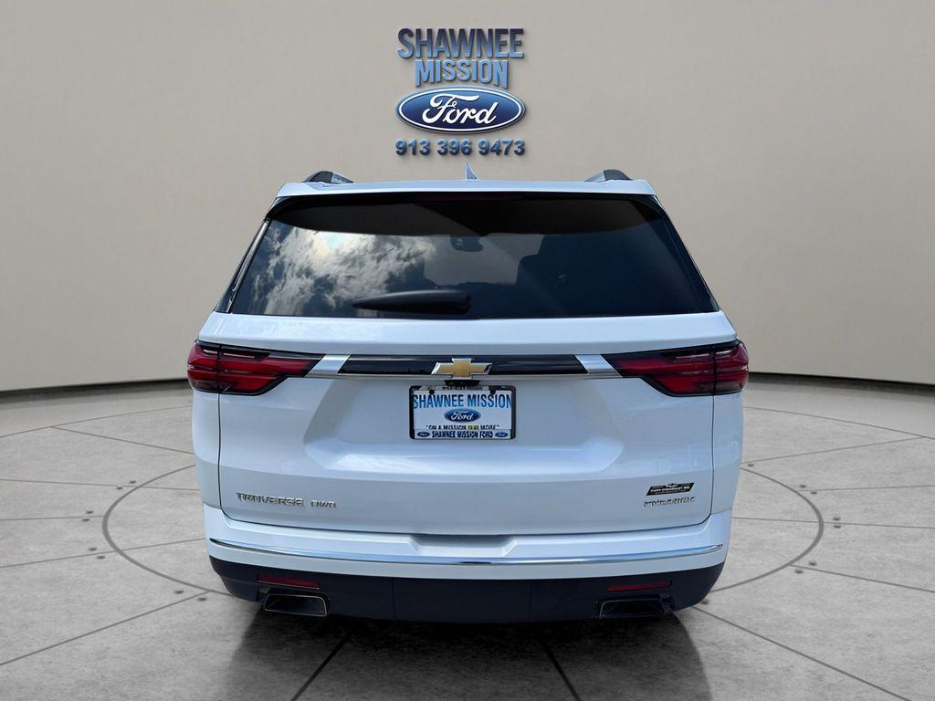used 2023 Chevrolet Traverse car, priced at $33,985