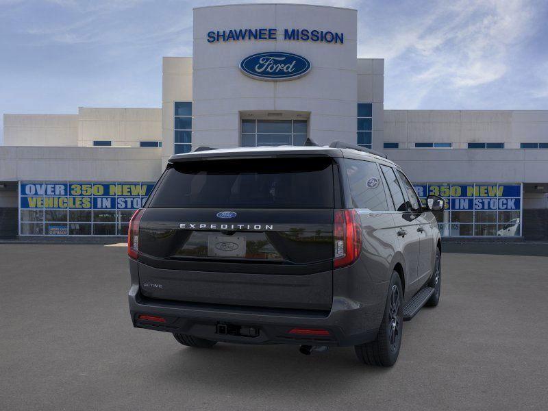 new 2025 Ford Expedition car, priced at $72,275