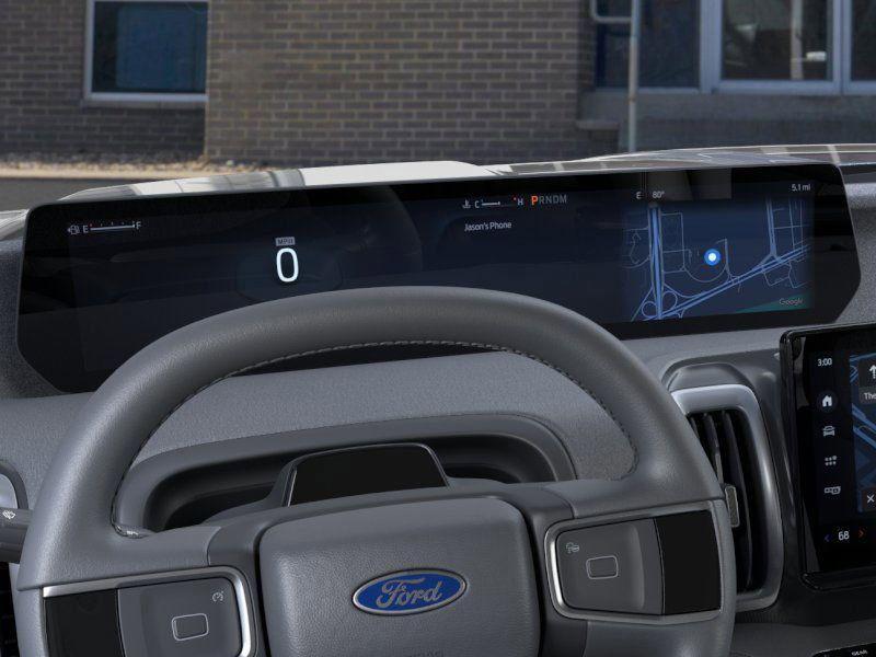 new 2025 Ford Expedition car, priced at $72,275