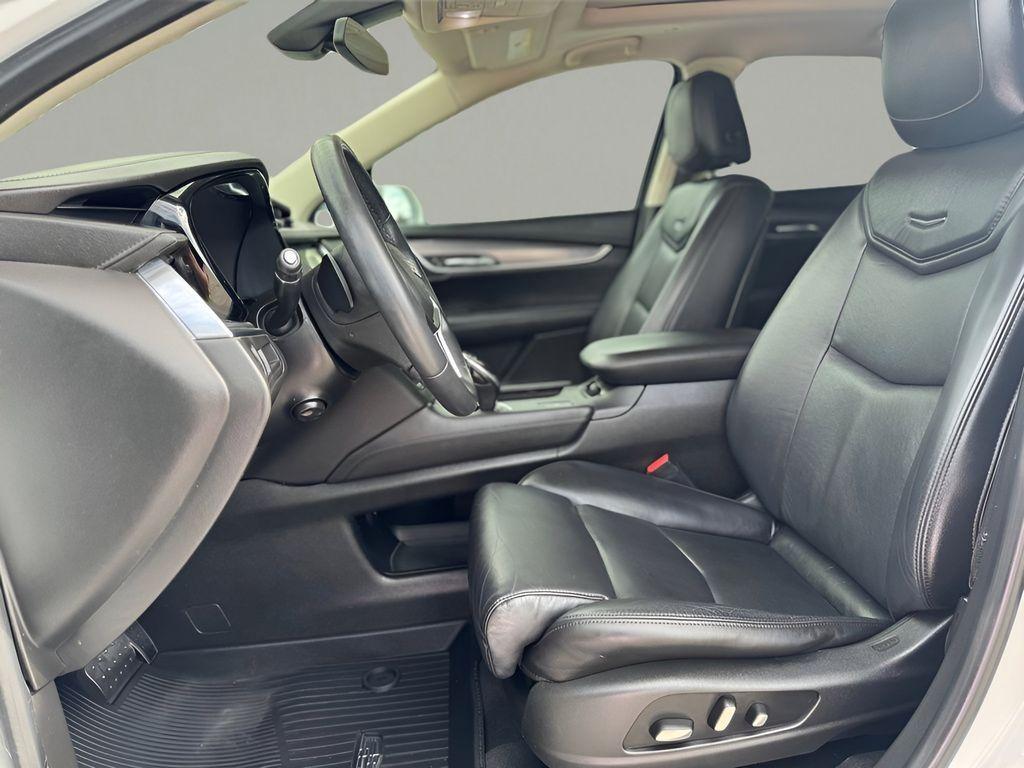 used 2017 Cadillac XT5 car, priced at $15,949