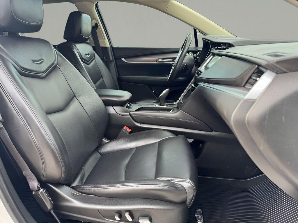 used 2017 Cadillac XT5 car, priced at $15,949