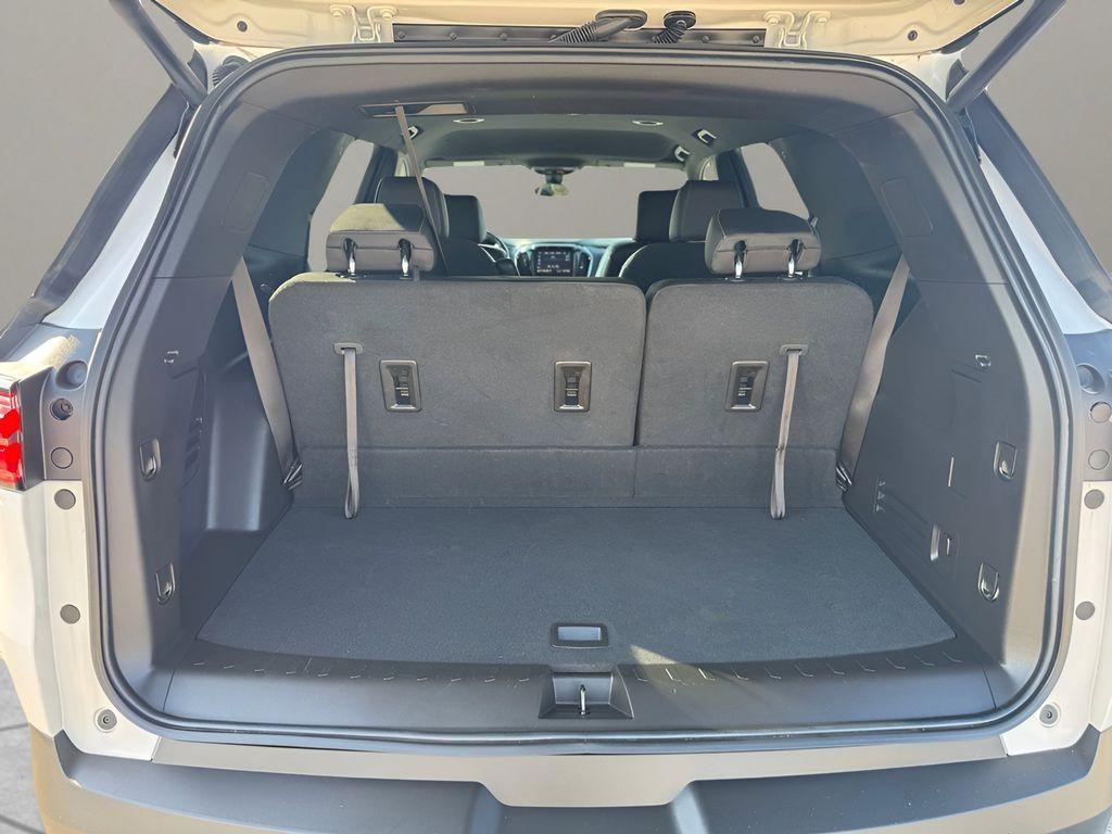 used 2023 Chevrolet Traverse car, priced at $32,765