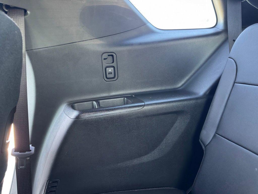 used 2023 Chevrolet Traverse car, priced at $32,765