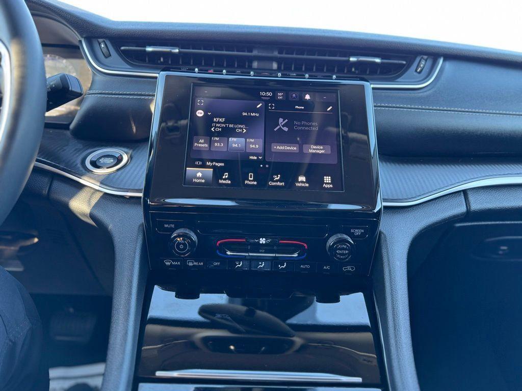 used 2023 Jeep Grand Cherokee car, priced at $26,195