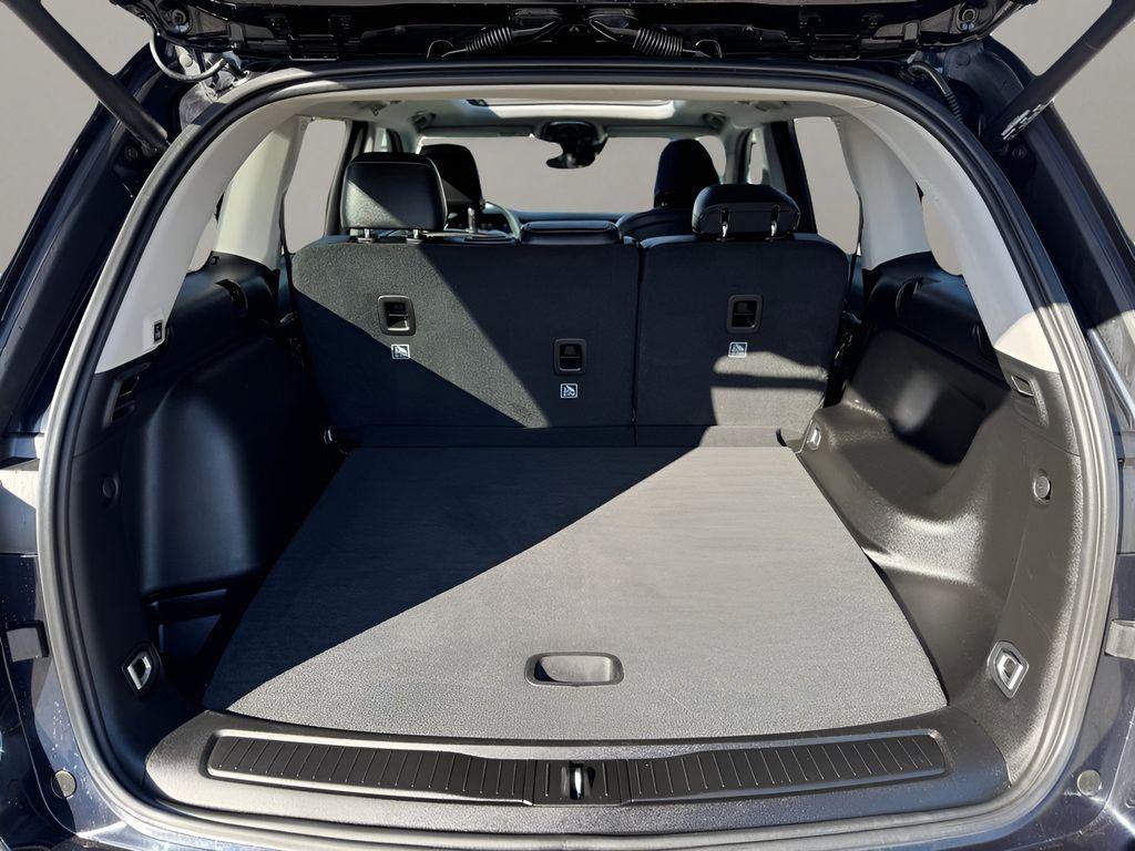 used 2024 Jeep Grand Cherokee car, priced at $36,849