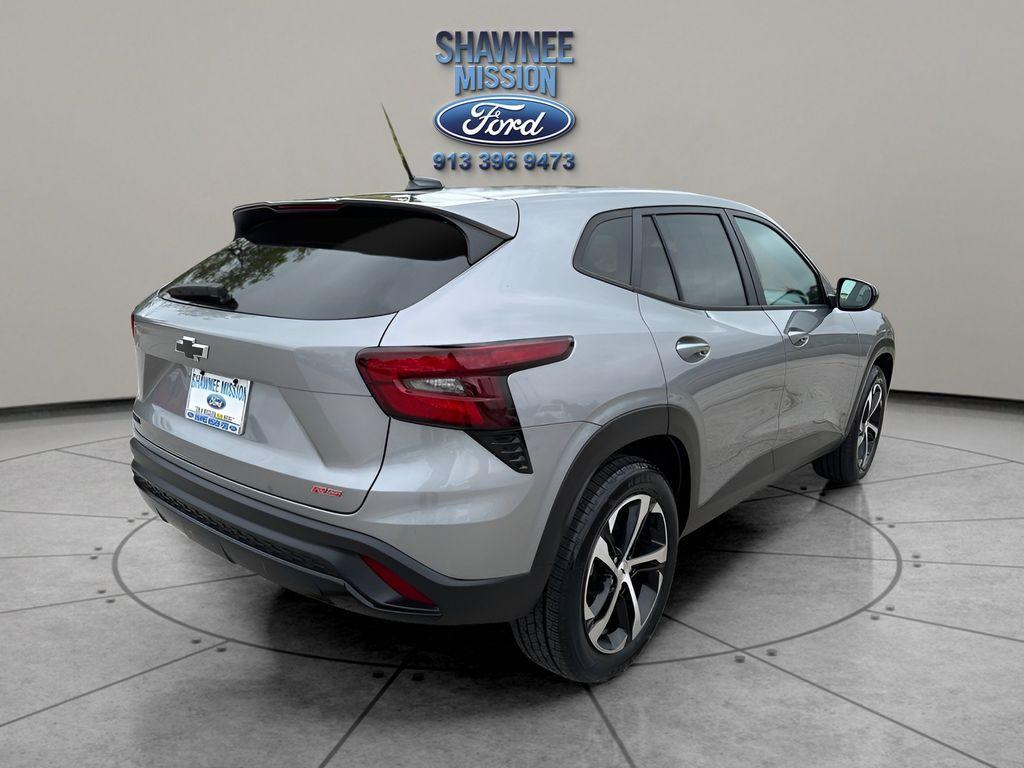 used 2024 Chevrolet Trax car, priced at $20,884