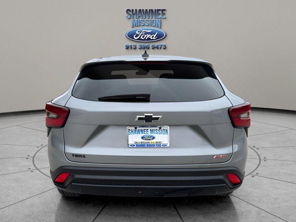 used 2024 Chevrolet Trax car, priced at $20,884
