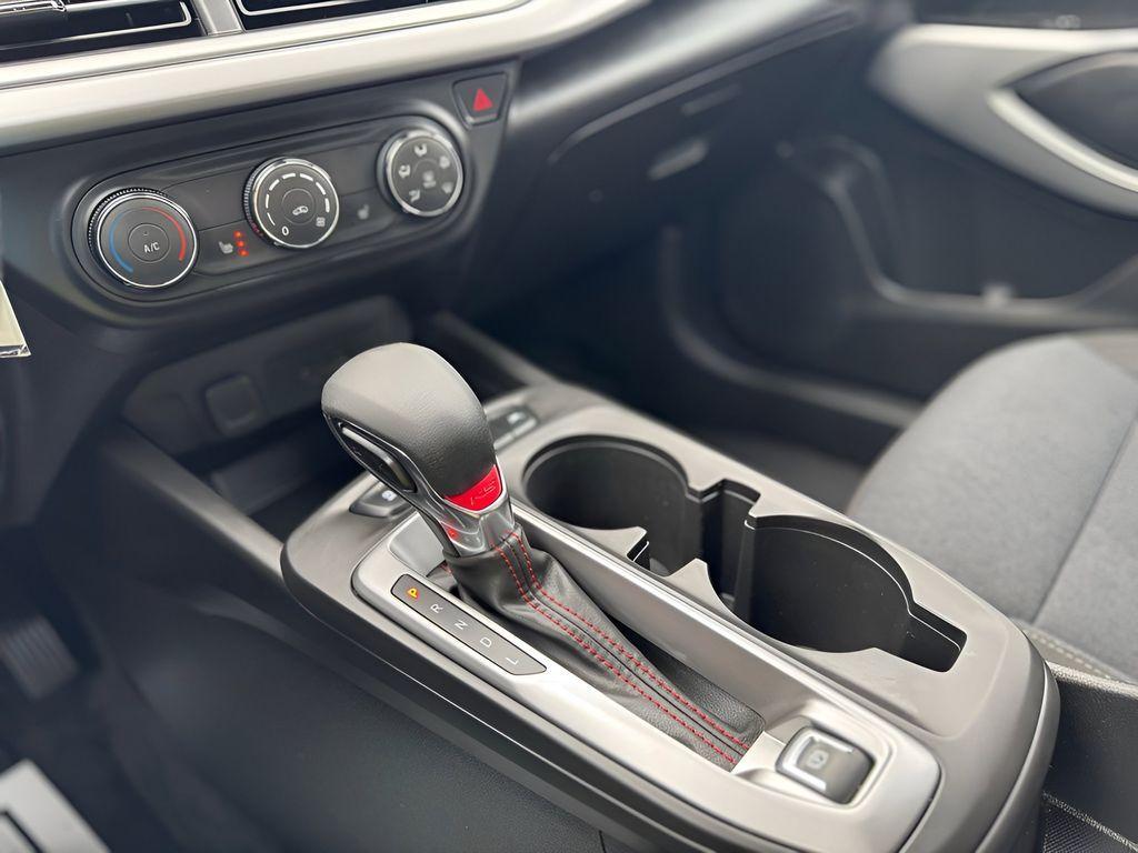 used 2024 Chevrolet Trax car, priced at $20,884