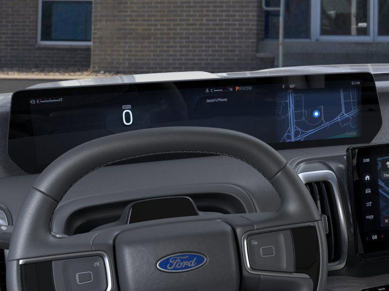 new 2025 Ford Expedition car, priced at $80,910