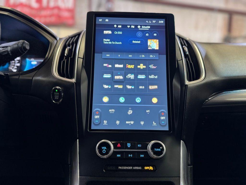 used 2022 Ford Edge car, priced at $22,969