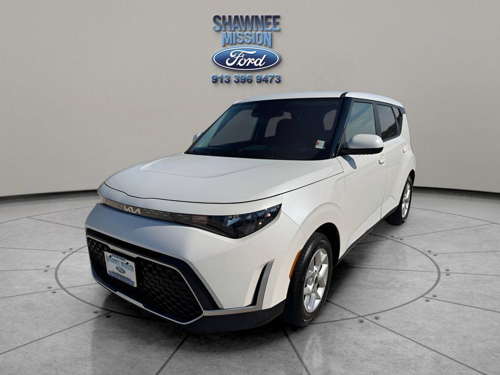 used 2024 Kia Soul car, priced at $18,792