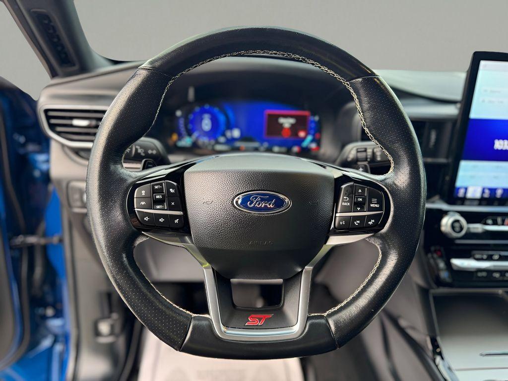 used 2022 Ford Explorer car, priced at $32,668
