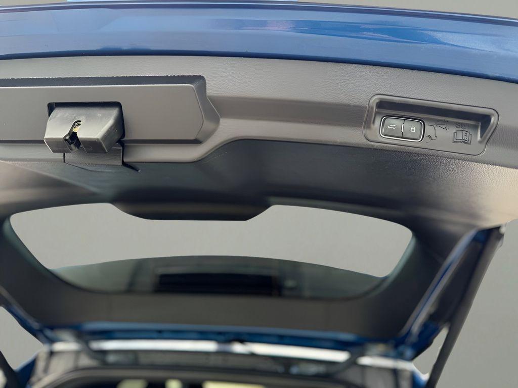 used 2022 Ford Explorer car, priced at $32,668