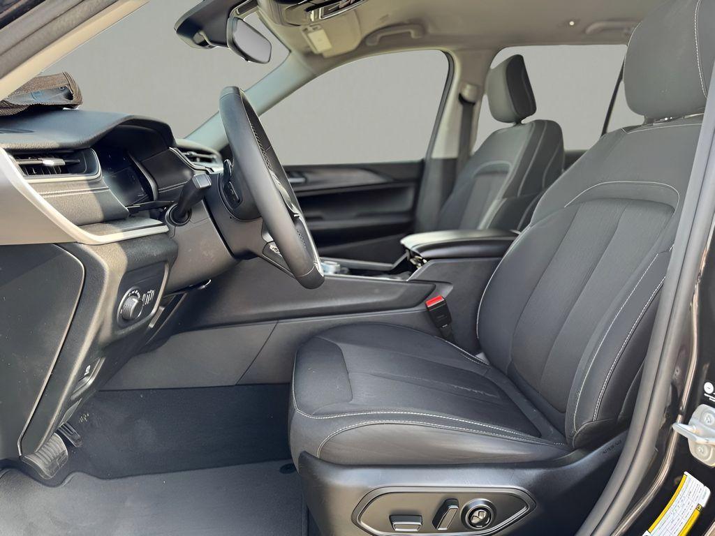 used 2023 Jeep Grand Cherokee car, priced at $24,713