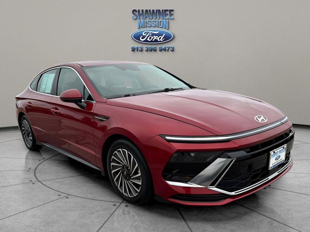 used 2024 Hyundai Sonata Hybrid car, priced at $23,899