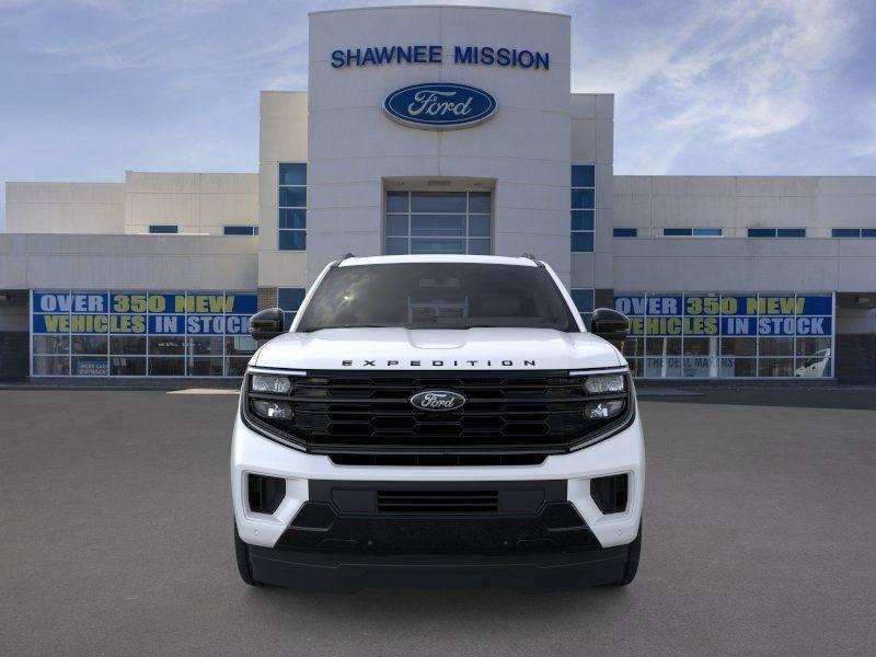 new 2025 Ford Expedition car, priced at $87,885