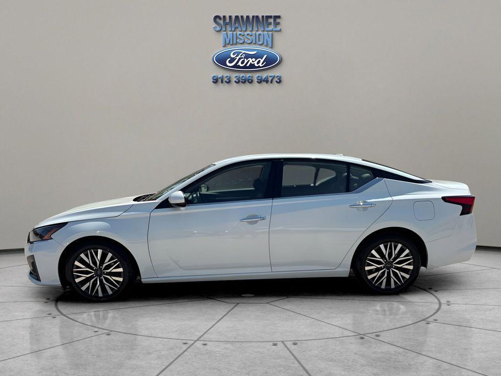used 2023 Nissan Altima car, priced at $19,271