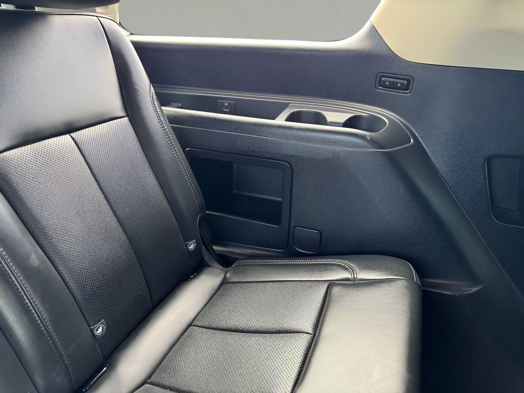 used 2024 Ford Expedition car, priced at $44,545