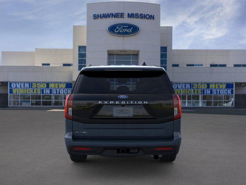new 2025 Ford Expedition car, priced at $69,395