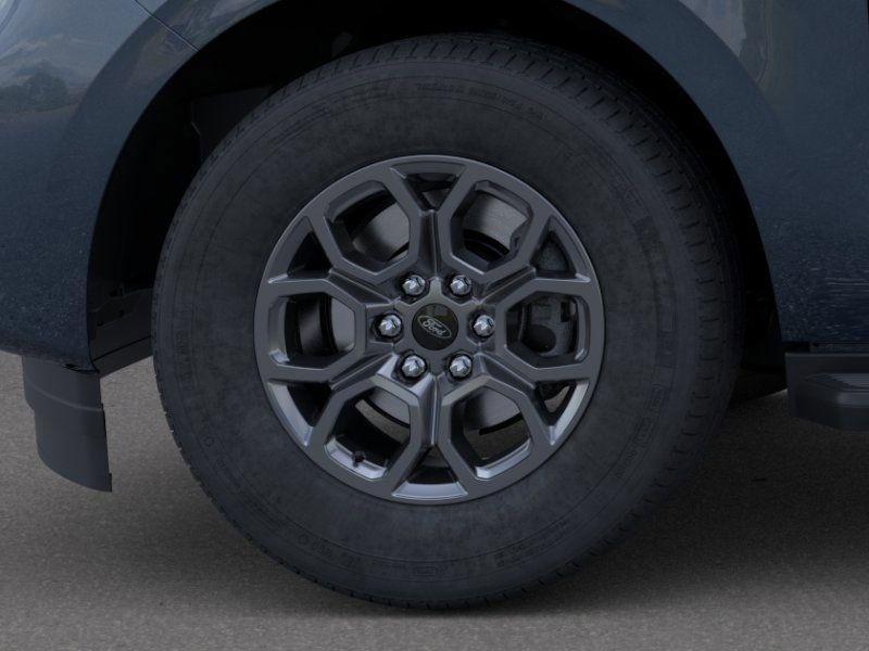 new 2025 Ford Expedition car, priced at $69,395