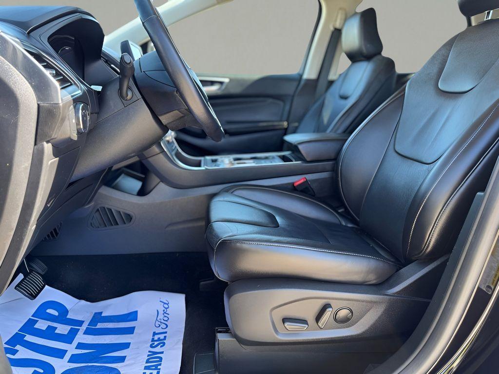 used 2022 Ford Edge car, priced at $22,549