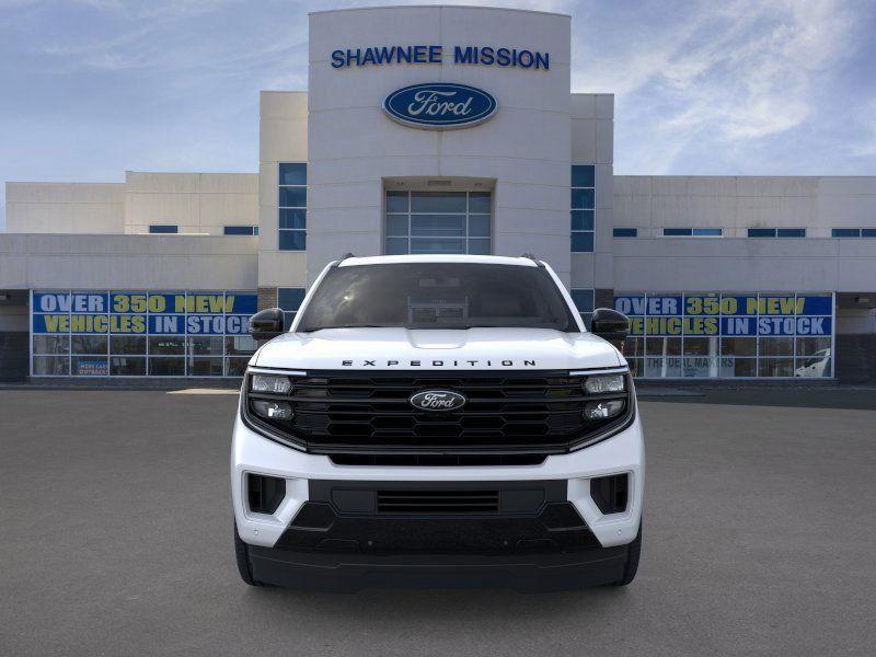 new 2025 Ford Expedition car, priced at $85,985