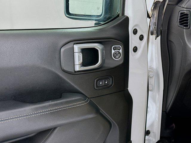 used 2019 Jeep Wrangler Unlimited car, priced at $26,799