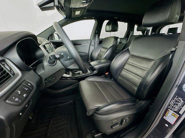 used 2019 Kia Sorento car, priced at $15,999
