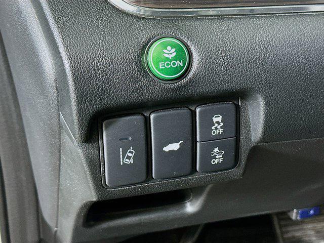 used 2015 Honda CR-V car, priced at $17,899