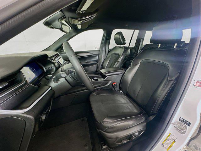 used 2024 Jeep Grand Cherokee car, priced at $27,687