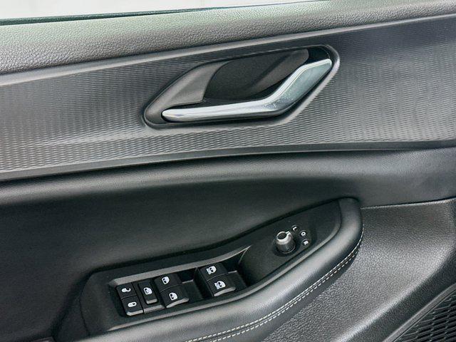 used 2024 Jeep Grand Cherokee car, priced at $27,687