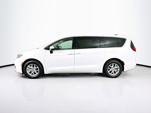 used 2023 Chrysler Pacifica car, priced at $23,247