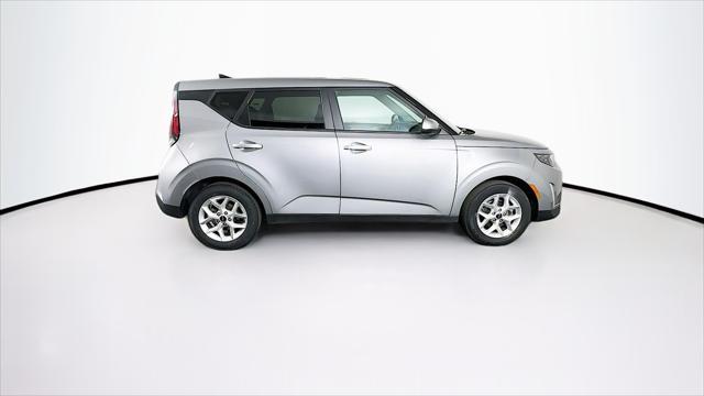 used 2023 Kia Soul car, priced at $15,689