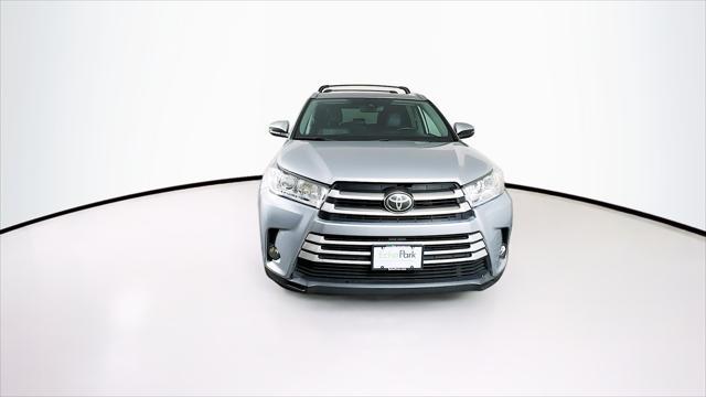 used 2018 Toyota Highlander car, priced at $22,299