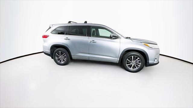 used 2018 Toyota Highlander car, priced at $22,299