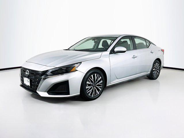 used 2023 Nissan Altima car, priced at $17,489