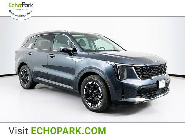used 2024 Kia Sorento car, priced at $25,297