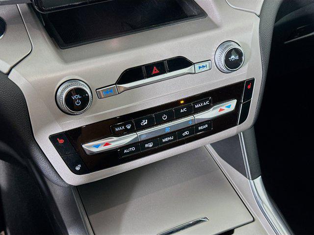 used 2024 Ford Explorer car, priced at $27,797