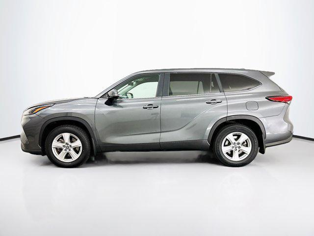 used 2023 Toyota Highlander car, priced at $30,997