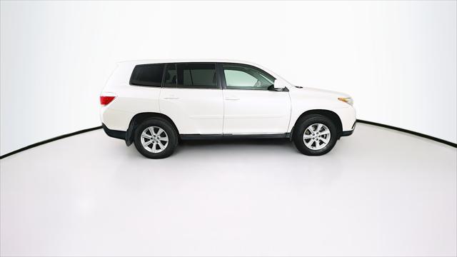 used 2013 Toyota Highlander car, priced at $13,599