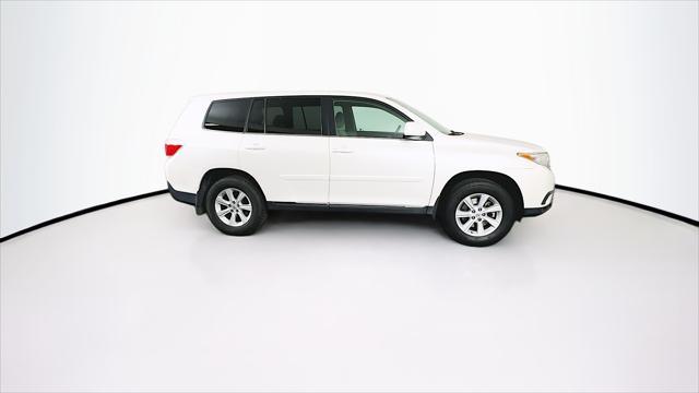 used 2013 Toyota Highlander car, priced at $13,599