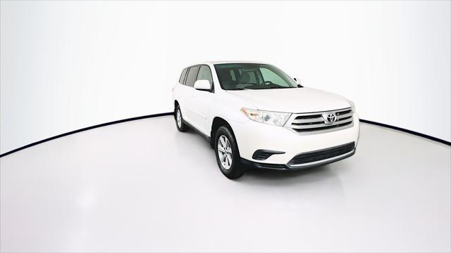 used 2013 Toyota Highlander car, priced at $13,599