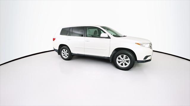 used 2013 Toyota Highlander car, priced at $13,599