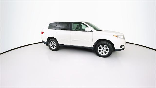 used 2013 Toyota Highlander car, priced at $13,599