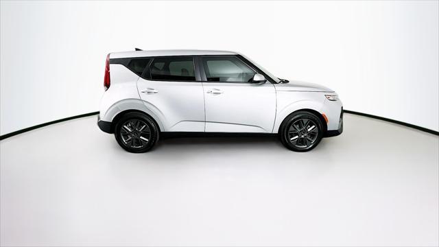 used 2021 Kia Soul car, priced at $16,189