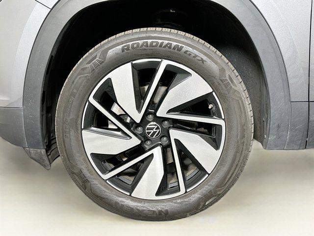 used 2024 Volkswagen Atlas car, priced at $27,997