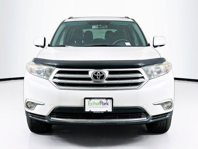 used 2013 Toyota Highlander car, priced at $14,899