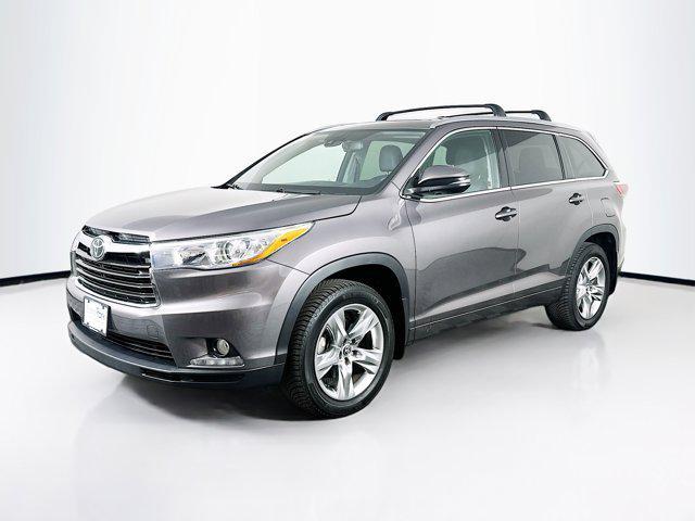 used 2016 Toyota Highlander car, priced at $22,599