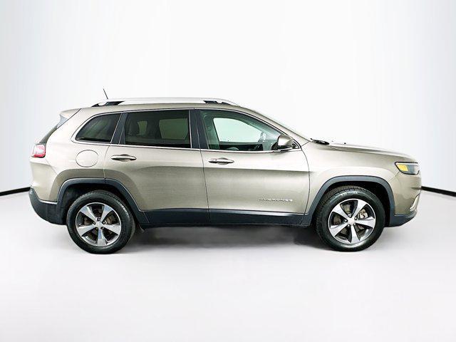 used 2019 Jeep Cherokee car, priced at $16,999