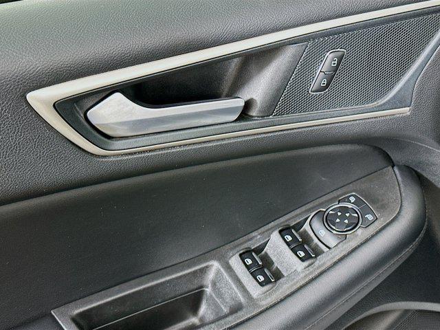 used 2024 Ford Edge car, priced at $20,487